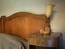 Detail wooden bedlamp